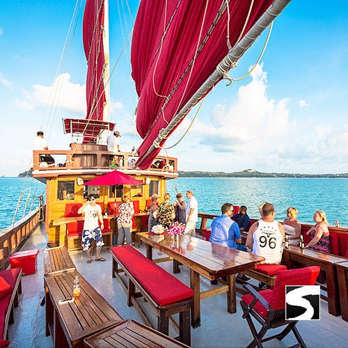 Romantic sunset sailing boat tour - Coastline Koh Samui with Buffet - samuitours.app