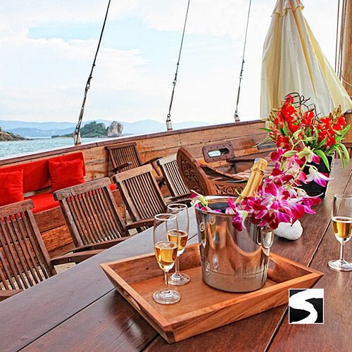 Romantic sunset sailing boat tour - Coastline Koh Samui with Buffet - samuitours.app