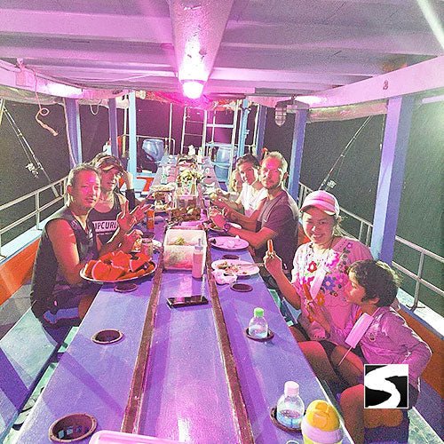 Deep Sea Fishing Traditional Boat - Koh Samui Cruising Excursions - samuitours.app